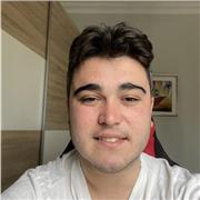 Estudiante del último curso de Filología Hispánica en la Universidad de Sevilla